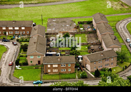 Colpo aereo del derelitto Gowanhill casa prima che fosse demolito. Foto Stock