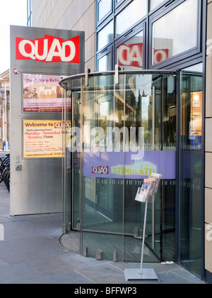 L'ingresso per il quad in Derby City Centre, DERBYSHIRE REGNO UNITO Inghilterra Foto Stock