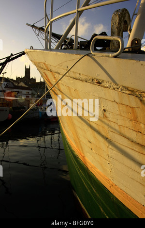Prua di nave con San Marys Chiesa Penzance Cornwall Regno Unito Foto Stock