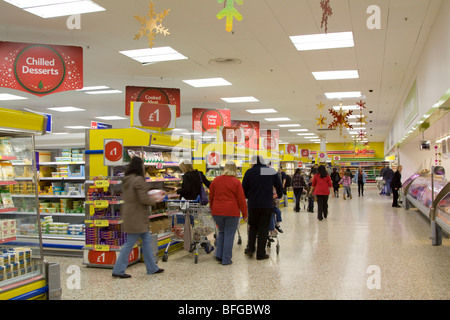 Tesco Superstore Extra - Watford - Hertfordshire Foto Stock