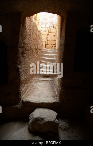 Dromos scalinata nel sepolcro 3 delle tombe dei re sito patrimonio mondiale paphos repubblica di Cipro in Europa Foto Stock