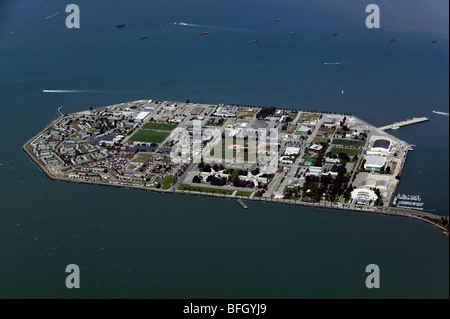 Vista aerea sopra l'Isola del Tesoro di San Francisco in California Foto Stock