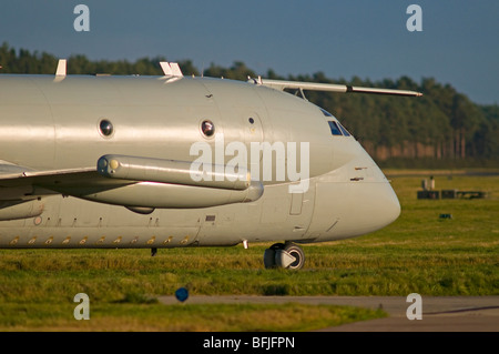 HS Nimrod MR2 di RAF signor ala Kinloss Air Base Morayshire Scotland SCO 5546 Foto Stock