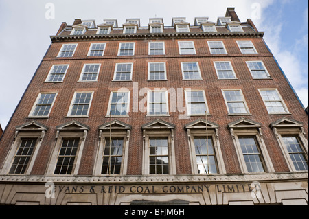 Evans e Reid Coal Company Limited fondata nel 1922 Empire House Mount Stuart Square per la Baia di Cardiff South Wales UK Foto Stock