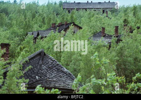 Epoca di Stalin labour camp rovine che ha sostenuto la Salekhard Igarka sopra ferroviaria a nord del Circolo Polare Artico in Siberia settentrionale Foto Stock