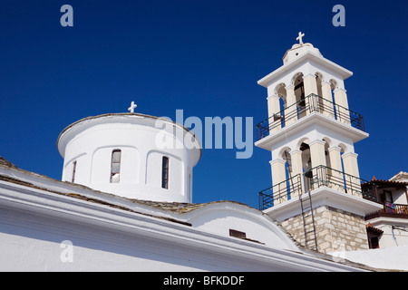 Campanile della chiesa di Skopelos Island Isole Greche - Grecia Foto Stock