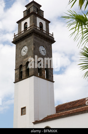 A Buenavista del Norte campanile di una chiesa in Tenerife Isole Canarie Foto Stock