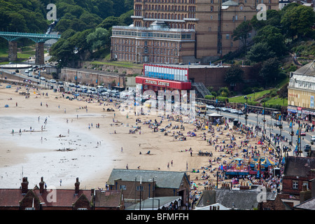 Vista su South Bay, Scarborough, North Yorkshire Regno Unito Foto Stock