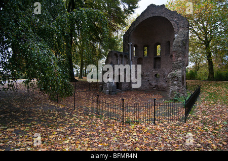 Europa, Paesi Bassi, Gelderland, Nijmegen, resti del Castello Barbarossa, Valkhof Foto Stock