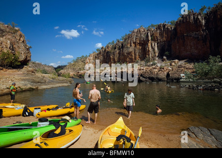 Australia, Territorio del Nord, Katherine. In canoa (Nitmiluk Katherine Gorge) Parco Nazionale. Foto Stock