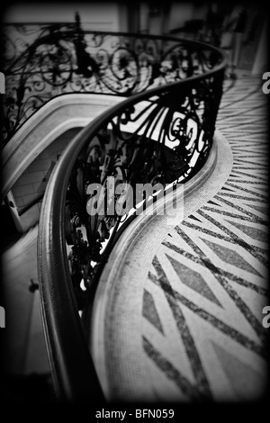 Francia, Parigi, Ile de France, il dettaglio del corrimano della scala nel Petit Palais, casa della città di Parigi il Museo delle Belle Arti Foto Stock
