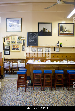 Gli interni del ristorante Sweetings nella città di Londra Foto Stock