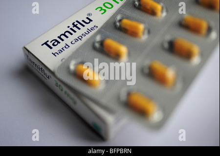 Tamiflu capsule compresse, il farmaco utilizzato per il trattamento di casi di influenza suina Foto Stock