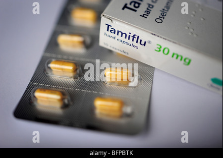 Tamiflu capsule compresse, il farmaco utilizzato per il trattamento di casi di influenza suina Foto Stock