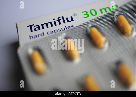 Tamiflu capsule compresse, il farmaco utilizzato per il trattamento di casi di influenza suina Foto Stock