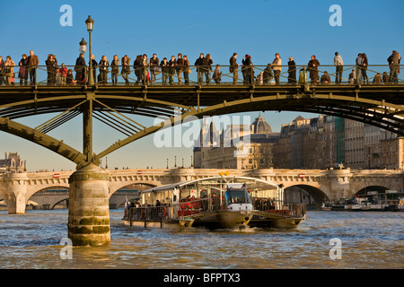 PONT DES ARTS PARIGI Foto Stock