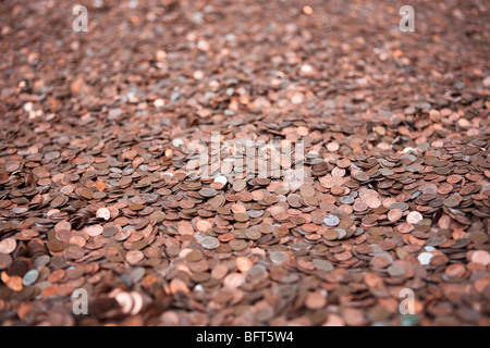 Pila di monete, Manhattan, New York, New York, Stati Uniti d'America Foto Stock