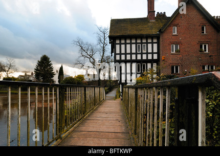 Oltre al Bridgewater Canal a Worsley. Greater Manchester. Foto Stock