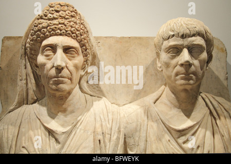 Allegri coppia romana sulla loro scultura funeraria-'Ashmolean, Oxford Foto Stock