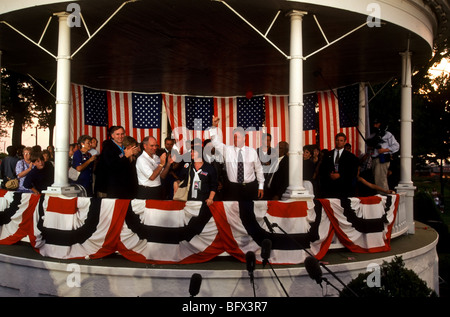 Il Presidente USA William Jefferson Clinton campagne per la rielezione durante il 1996 campagna presidenziale. Foto Stock