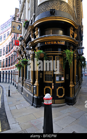 Il pozzetto, 7 St Andrew's Hill, Londra EC4V, Regno Unito Foto Stock