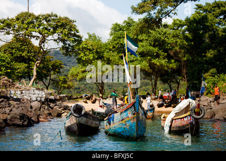 Kent Harbour, penisola di Freetown, Sierra Leone Foto Stock