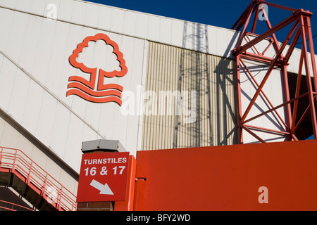 Nottingham Forest FC Trento fine Stand alla massa della città Foto Stock