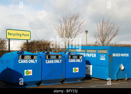 Un centro di riciclaggio di comunità in Redruth, Cornwall, Regno Unito Foto Stock