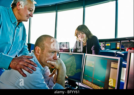 Ufficio stress operatore al computer Foto Stock