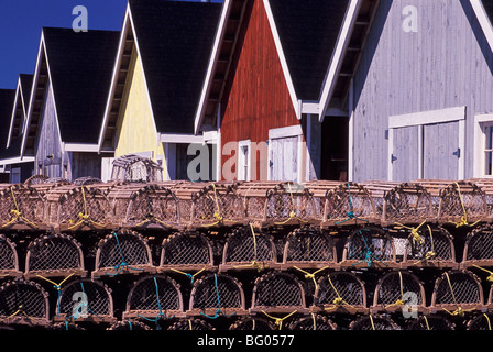 Lobster Fishing Taps and Sheds on Wharf, North rustico Harbour, Prince Edward Island, Canada Foto Stock