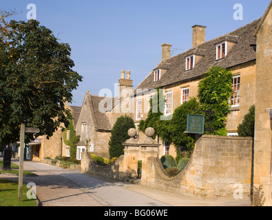 Cotswold case di pietra nella città di Broadway, Worcestershire, il Costwolds, England, Regno Unito, Europa Foto Stock