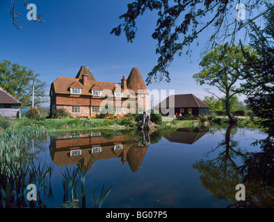 Convertito oast house a Markbeech, Kent, England, Regno Unito, Europa Foto Stock