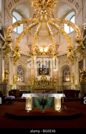 Il Neo-altare barocco del Basilique Notre-Dame, Québec, Canada Foto Stock