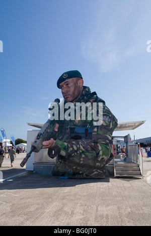 Grande Tabellone Di Reclutamento Dell'Esercito Britannico, Shoreham Airshow, Shoreham Airport. Sussex, Inghilterra. Foto Stock