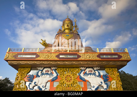 Padmasambhava statua, Samdruptse, Namchi, Sikkim, India, Asia Foto Stock