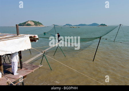 Le reti da pesca, Zhuhai, Guangdong, Cina e Asia Foto Stock