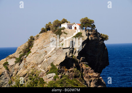 Chiesa di Agios Ioannis, utilizzato nel film Mamma Mia per la scena del matrimonio, Skopelos, Isole Sporadi, isole greche, Grecia Foto Stock