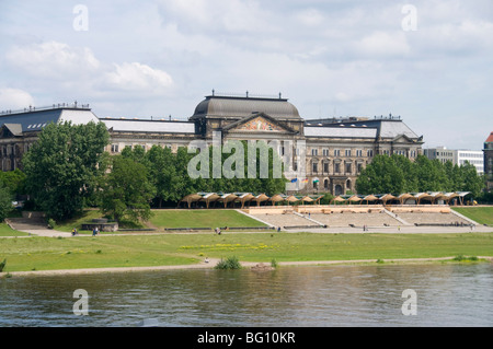 Finanza e Culturale Ministero Edificio, Dresda, Sassonia, Germania, Europa Foto Stock