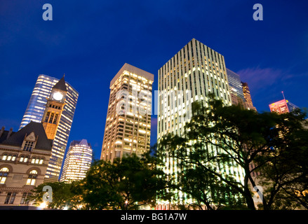 Il quartiere finanziario grattacielo Cameo e il Vecchio Municipio, il centro cittadino di Toronto, Canada Ontario, America del Nord Foto Stock