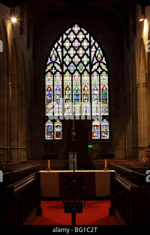 La bella finestra occidentale di San Lorenzo la chiesa della città di Ludlow, Shropshire, Inghilterra. Foto Stock