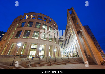 Vancouver Public Library, progettato da Moshe Safdie, Vancouver, British Columbia, Canada, America del Nord Foto Stock