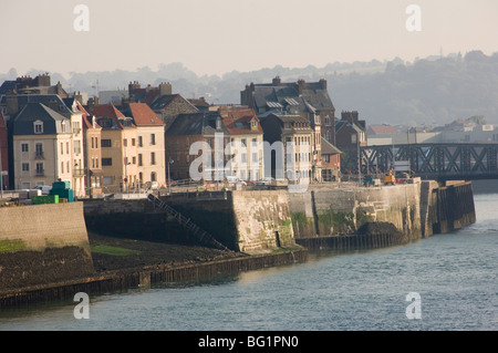 Vecchio harbourside, Dieppe, Seine Maritime, in Normandia, Francia, Europa Foto Stock