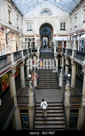 Passaggio Pommeraye shopping arcade dal xix secolo, Nantes, Brittany, Francia, Europa Foto Stock