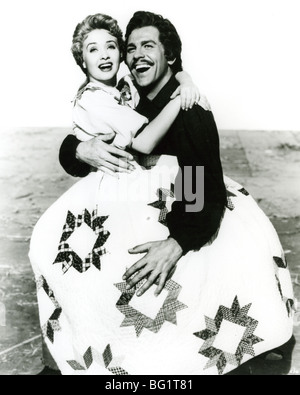 Sette Spose per Sette Fratelli 1954 MGM film musicale con Jane Powell e Howard Keel Foto Stock