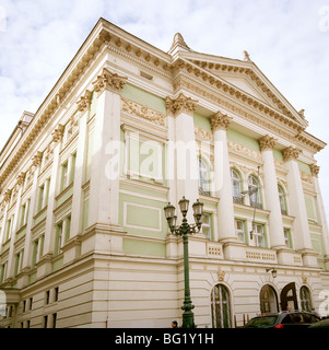 Viaggi nel mondo. Teatro Estates in Stare Mesto Città Vecchia nella città antica di Praga nella Repubblica Ceca in Europa Orientale. Storia e cultura Wanderlust Foto Stock