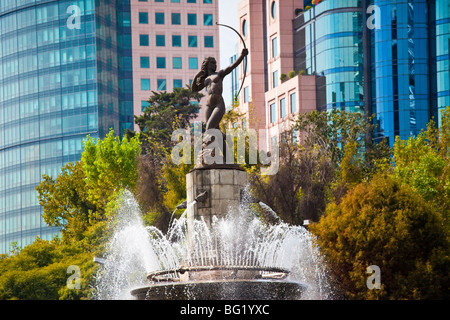 Fontana Diana rotatoria sul Paseo de La Reforma a Città del Messico Foto Stock