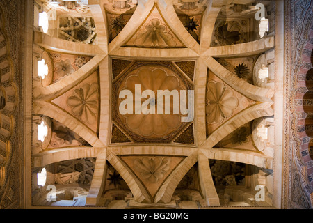 Cupola adiacente alla Capella di Villaviciosa, la Grande Moschea di Cordova, Andalusia, Spagna Foto Stock