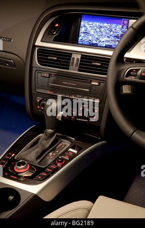 Audi A5 Sportback costruito in sat nav sistema Foto Stock