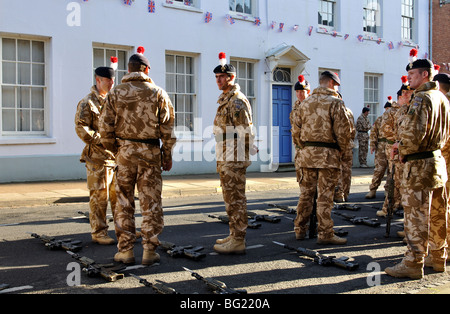 Secondo battaglione del reggimento reale di Fusiliers Homecoming Parade, Warwick, Warwickshire, Inghilterra, Regno Unito Foto Stock