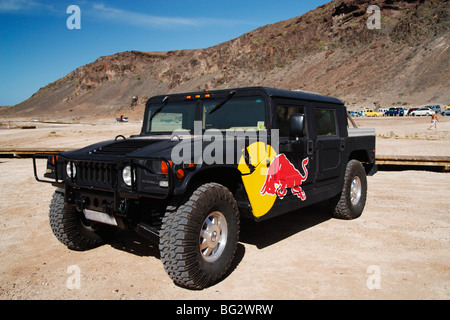 Red Bull Hummer veicolo a navigare in concorrenza in Spagna Foto Stock